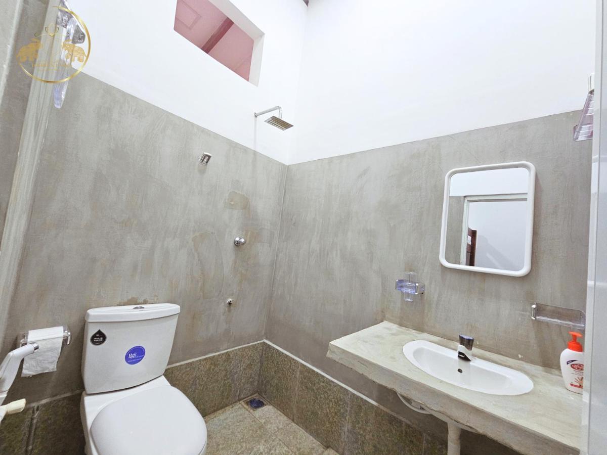 Galle Face Terrace Hostel By Tourlux Colombo Buitenkant foto