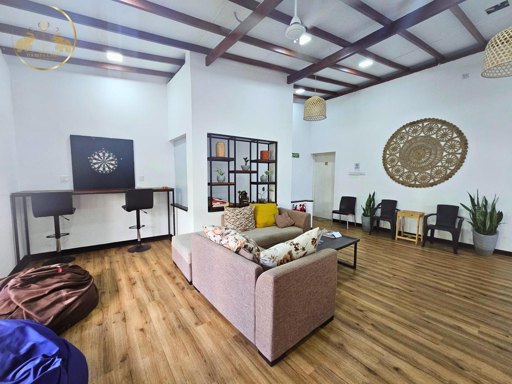 Galle Face Terrace Hostel By Tourlux Colombo Buitenkant foto